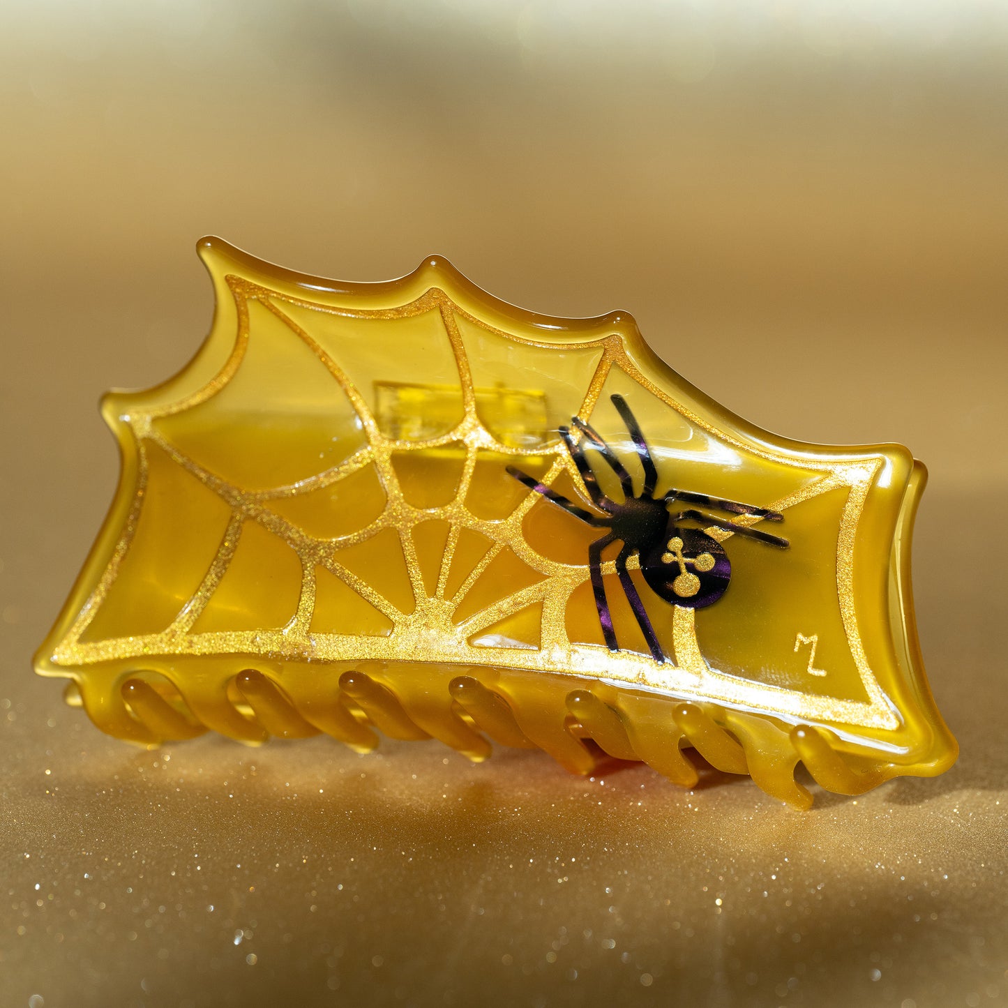 Spiderweb Hair Claw in Dawn