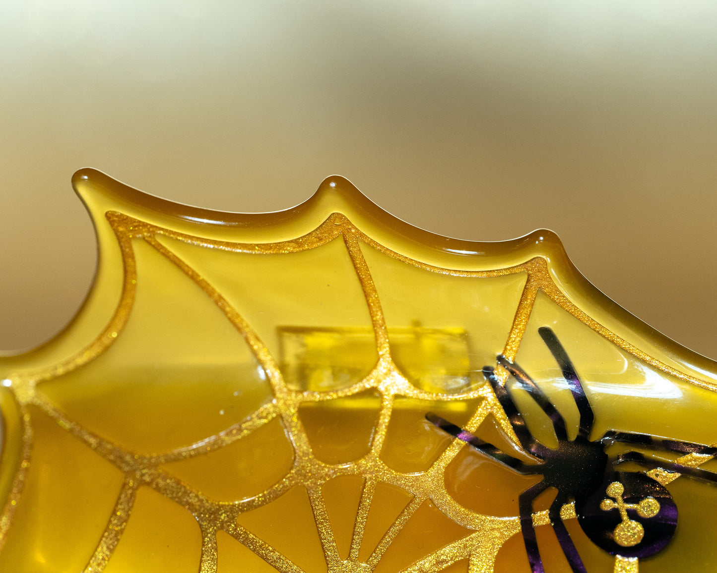 Spiderweb Hair Claw in Dawn